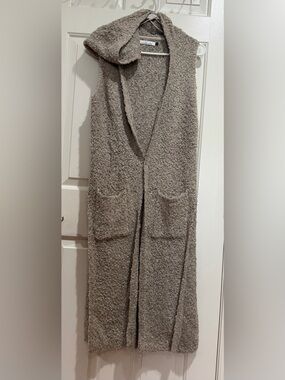 Cozy Taupe Bouclé Open-Front Women's sleeveless duster with hoodie.